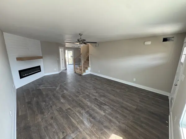 253 Ardell Dr, Clarksville, TN 37040