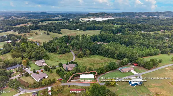 329 County Line Road, Dandridge, TN 37725