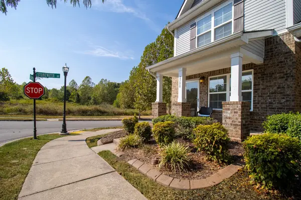 2580 River Trail Dr, Hermitage, TN 37076