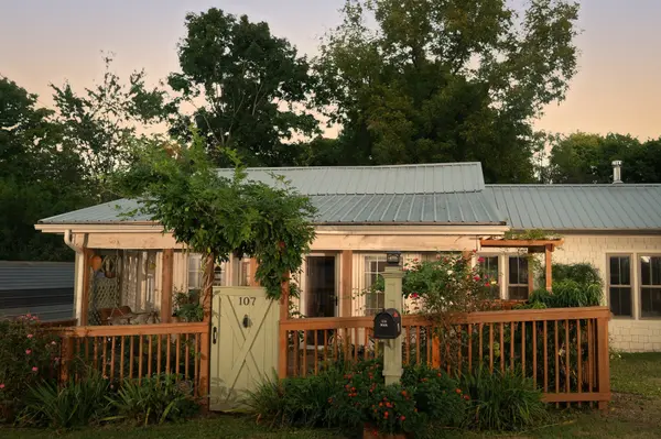 107 Brown St, Athens, TN 37303