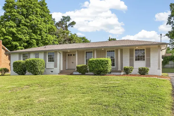 644 Topeka Dr, Hermitage, TN 37076