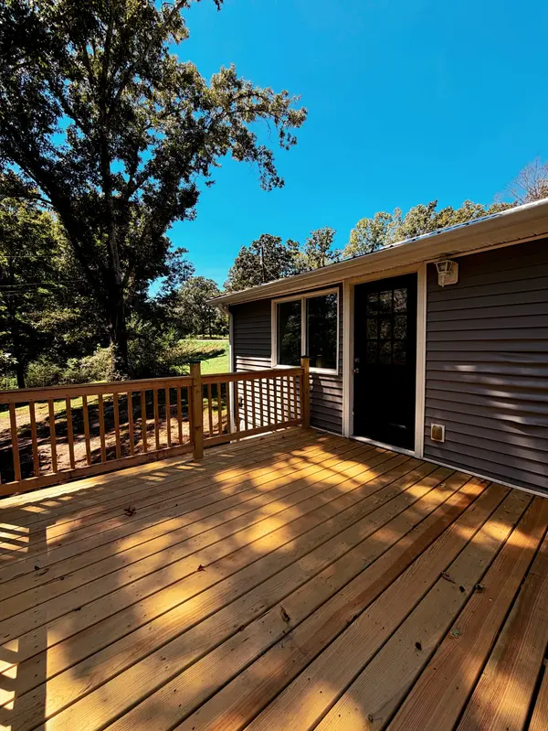 7456 Highway 100, Bon Aqua, TN 37025
