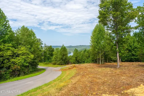 37 Hickory Point Lane, Maynardville, TN 37807