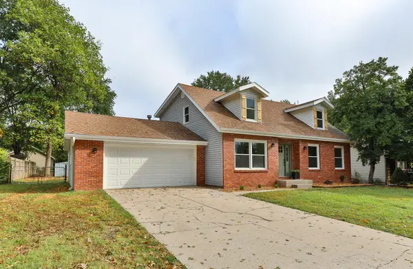 833 E Mentor ST, Springfield, MO 65810