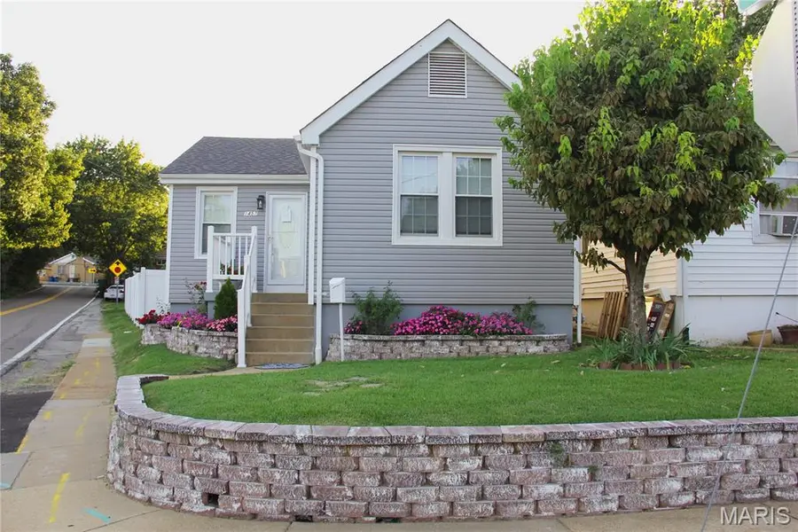 1457 Wachtel DR, St Louis, MO 63125