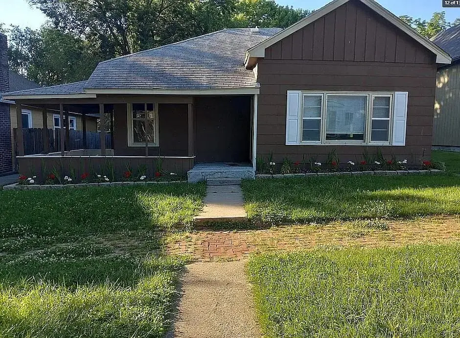 316 Vine ST, Leavenworth, KS 66048
