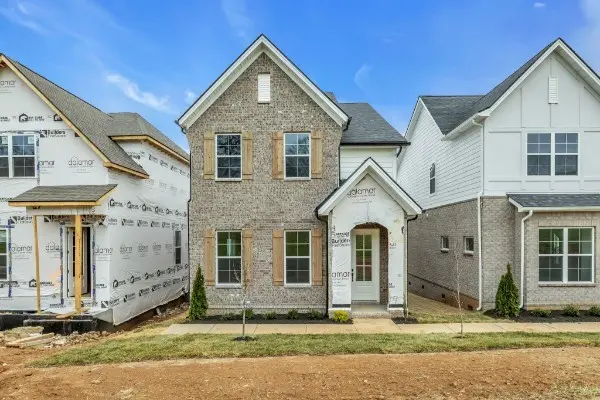 1107 Freeboard Aly, La Vergne, TN 37086