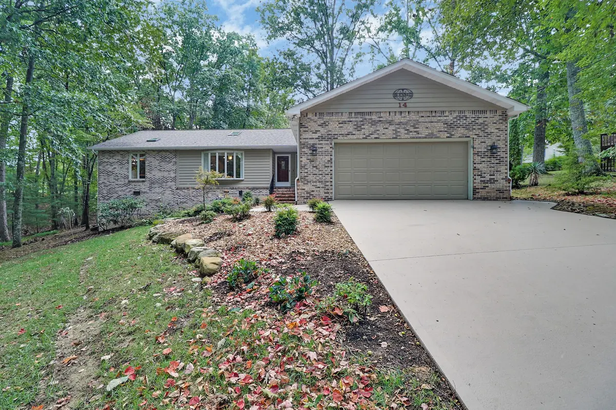 14 Park Ter, Crossville, TN 38558