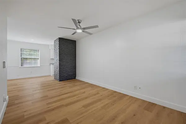 600 W Pelton Street, Sherman, TX 75092