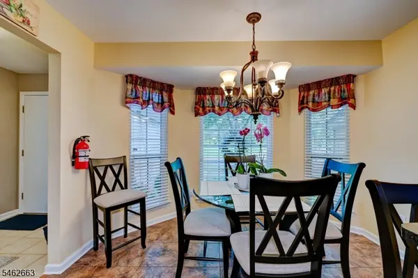 275 Morning Glory Ct, Readington Twp., NJ 08889