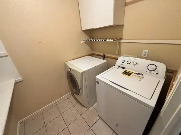1900 Summer Rain DR, Cedar Park, TX 78613