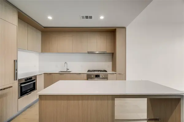 44 East Ave #2903, Austin, TX 78701