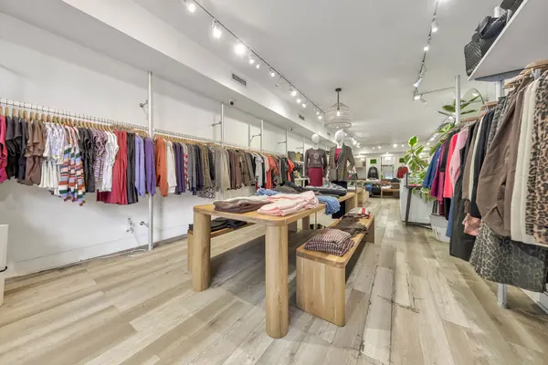 629 Mount Pleasant RD, Toronto C10, ON M4S 2M9