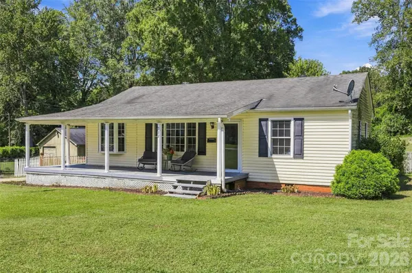 222 Wiley AVE, York, SC 29745
