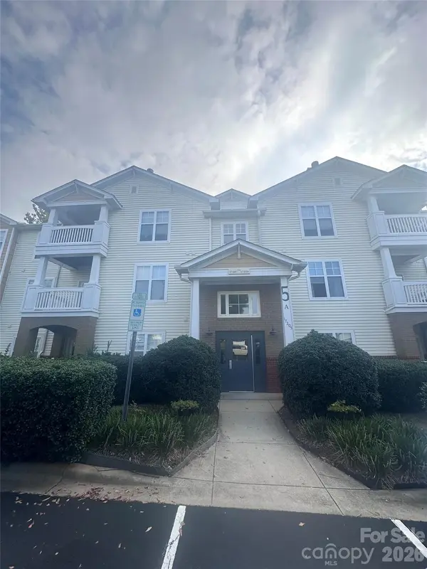 17215 Doe Valley CT, Cornelius, NC 28031