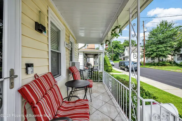 125 Throop ST, Scranton, PA 18508