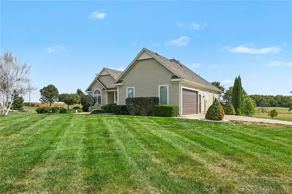 29621 Ashmore WAY, Spring Hill, KS 66083