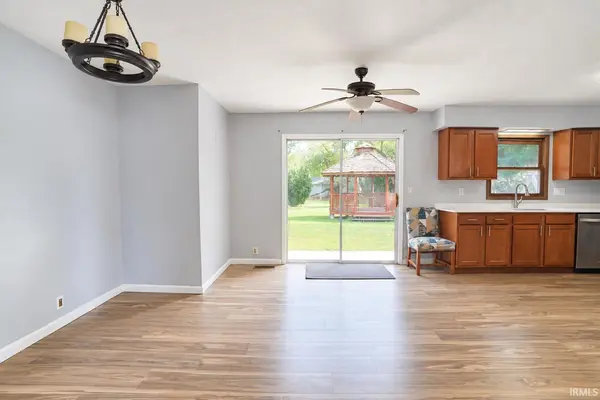 52960 Hastings ST, South Bend, IN 46637-4111