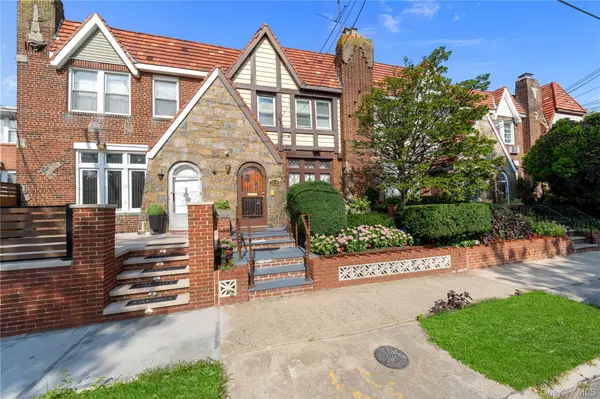 13508 228th ST, Laurelton, NY 11413