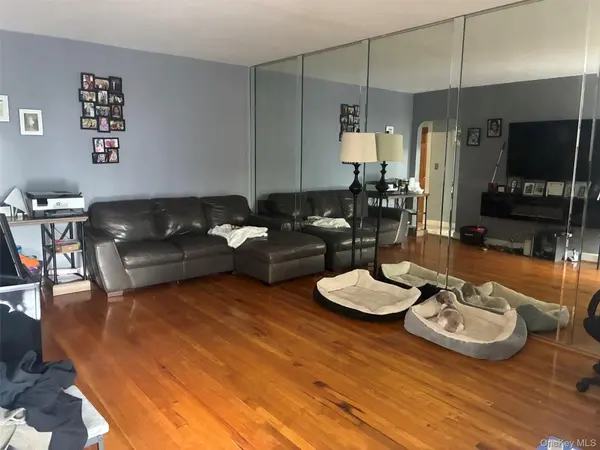 1844 Tomlinson AVE, Bronx, NY 10461