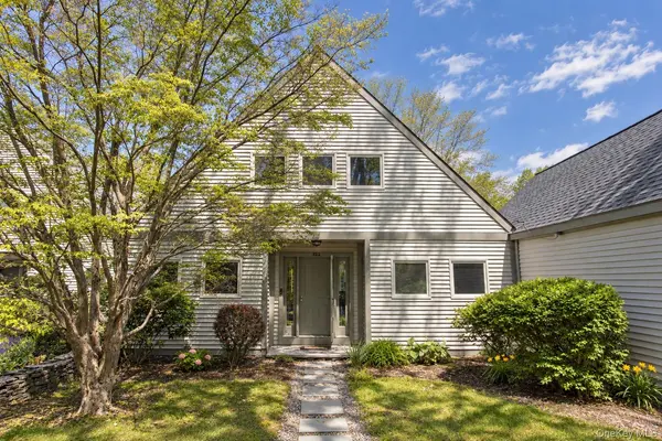 322 Arcadia DR, Ancramdale, NY 12503