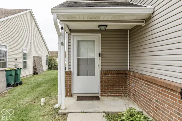 1081 Fairlane CT, Franklin, IN 46131
