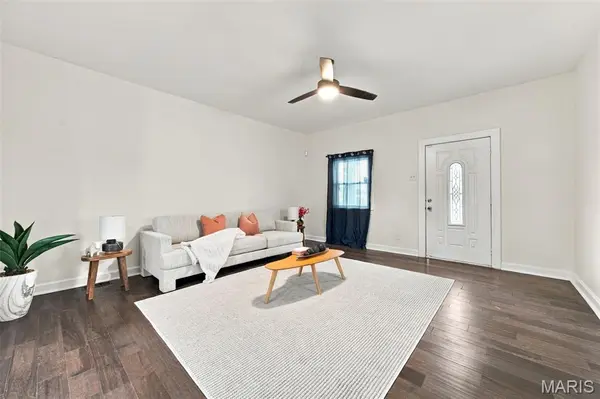 6121 Alabama AVE, St Louis, MO 63111