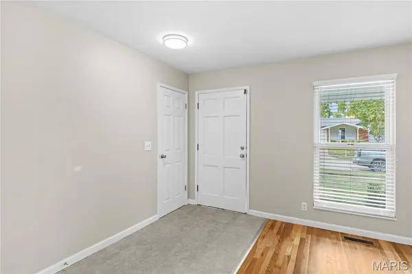 1411 Sherwood Forest DR, Florissant, MO 63031