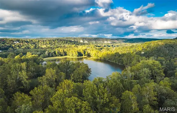 21805 Torrent Drive, Devils Elbow, MO 65457