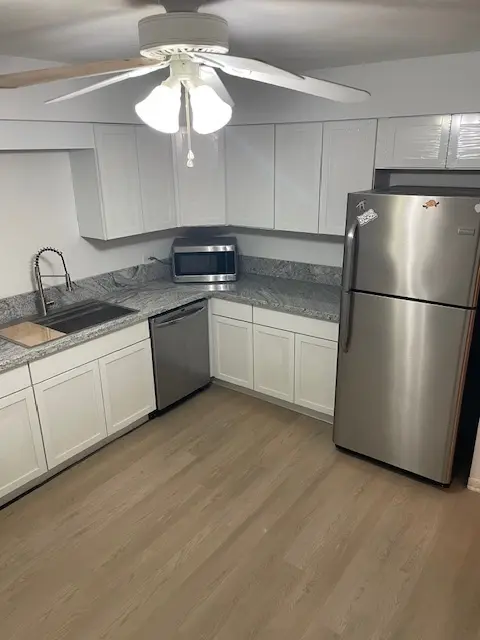 2343 Ogden AVE #11, Downers Grove, IL 60515