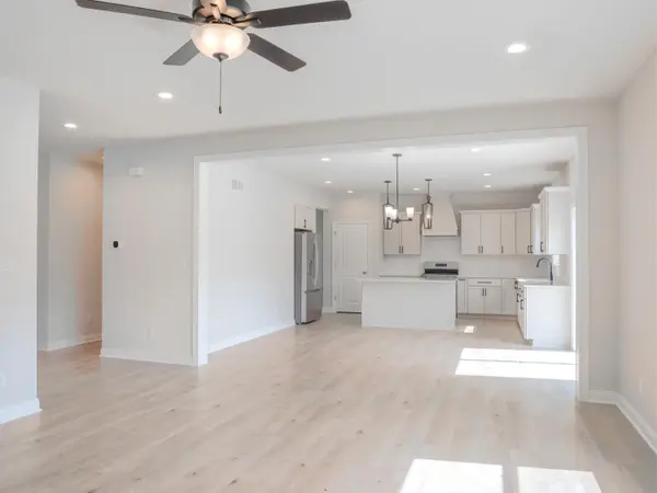9865 Beacon Pointe LN, Cedar Lake, IN 46303