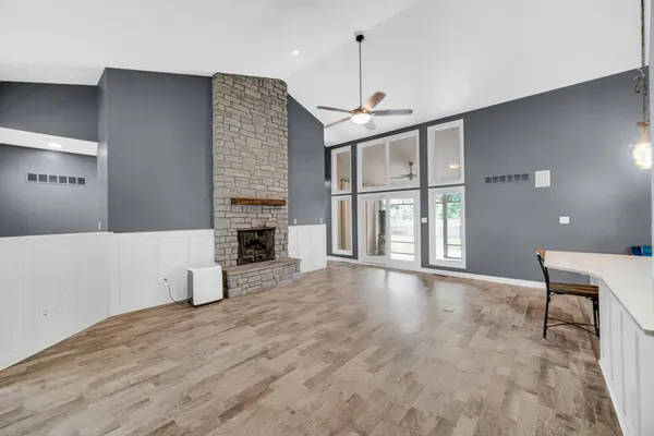 4733 W 122nd PL, Crown Point, IN 46307