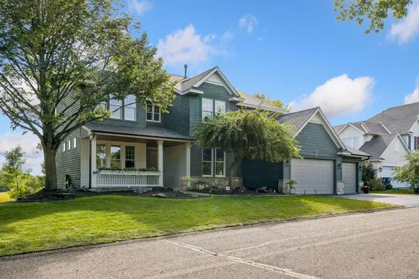 27125 Marsh Pointe CT, Shorewood, MN 55331