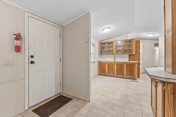6167 Royal River RD, Braham, MN 55006