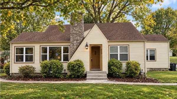 513 Oak Street, Athens, TN 37303