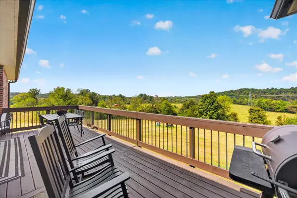3755 McFall Rd, Palmyra, TN 37142