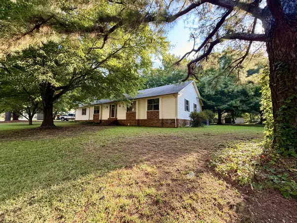 136 Aubrey Ave, Mc Kenzie, TN 38201