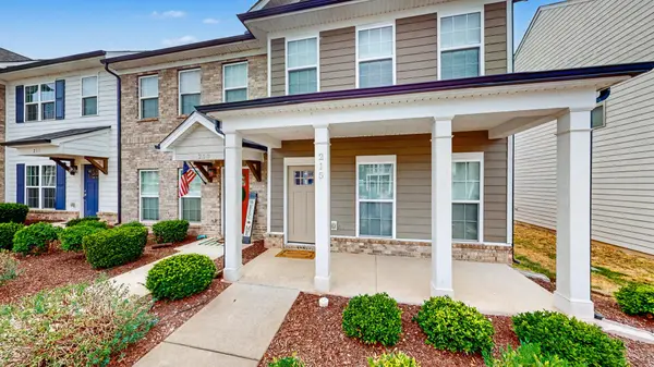 215 Mansfield Dr, Gallatin, TN 37066