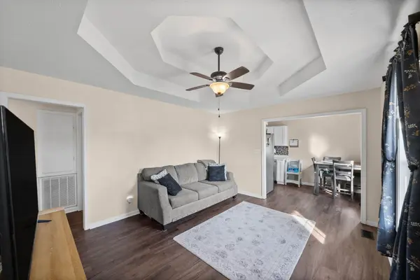 954 Crabapple Ct, Clarksville, TN 37040