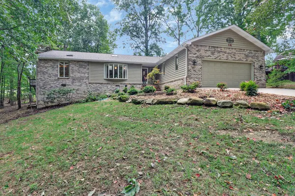 14 Park Ter, Crossville, TN 38558