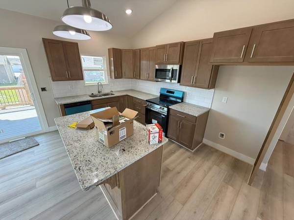 5061 N Toben Ct, Bel Aire, KS 67226-1341