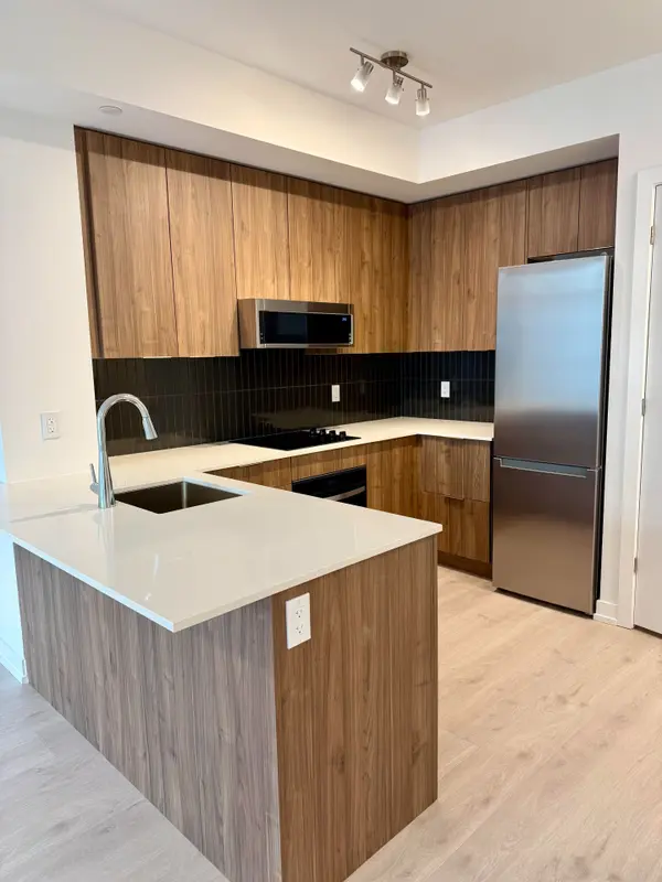 2501 Saw Whet BLVD #248, Oakville, ON L6M 5N2