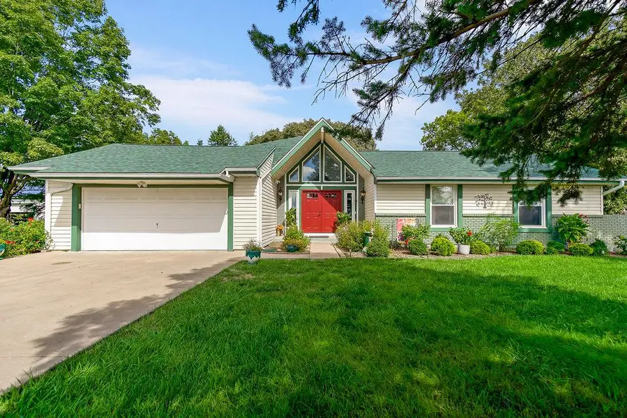 24825 Countryview DR, Kearney, MO 64060