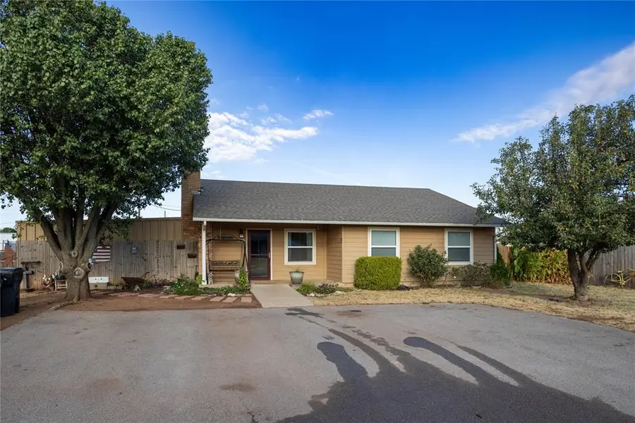 118 N 11th ST, Thomas, OK 73669
