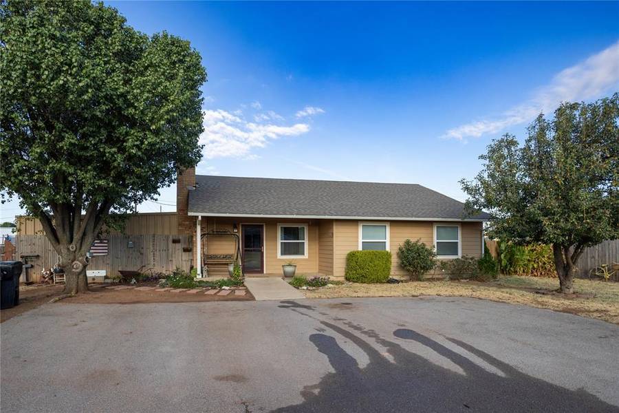 118 N 11th ST, Thomas, OK 73669