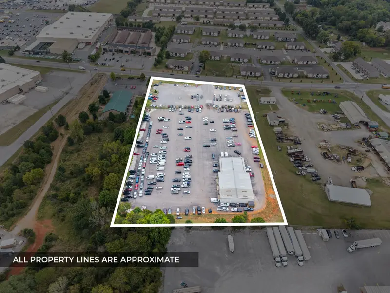 247 Needmore Rd, Clarksville, TN 37040