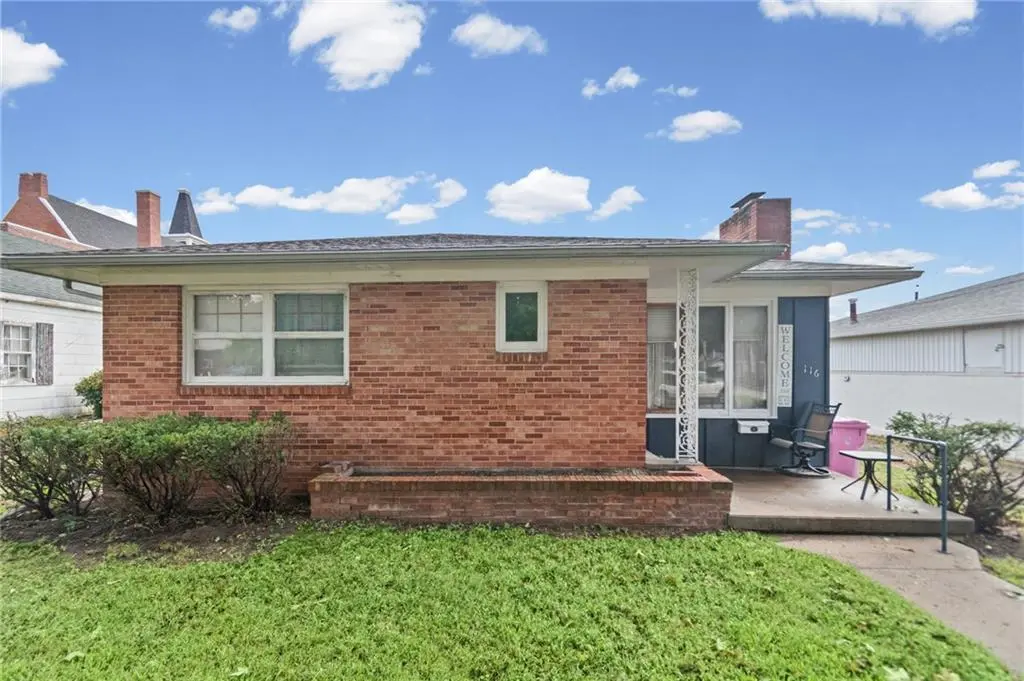116 N Folger ST, Carrollton, MO 64633