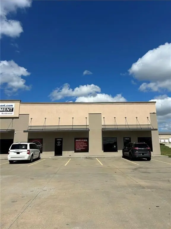 1102 NW Casey BLVD, Grain Valley, MO 64029