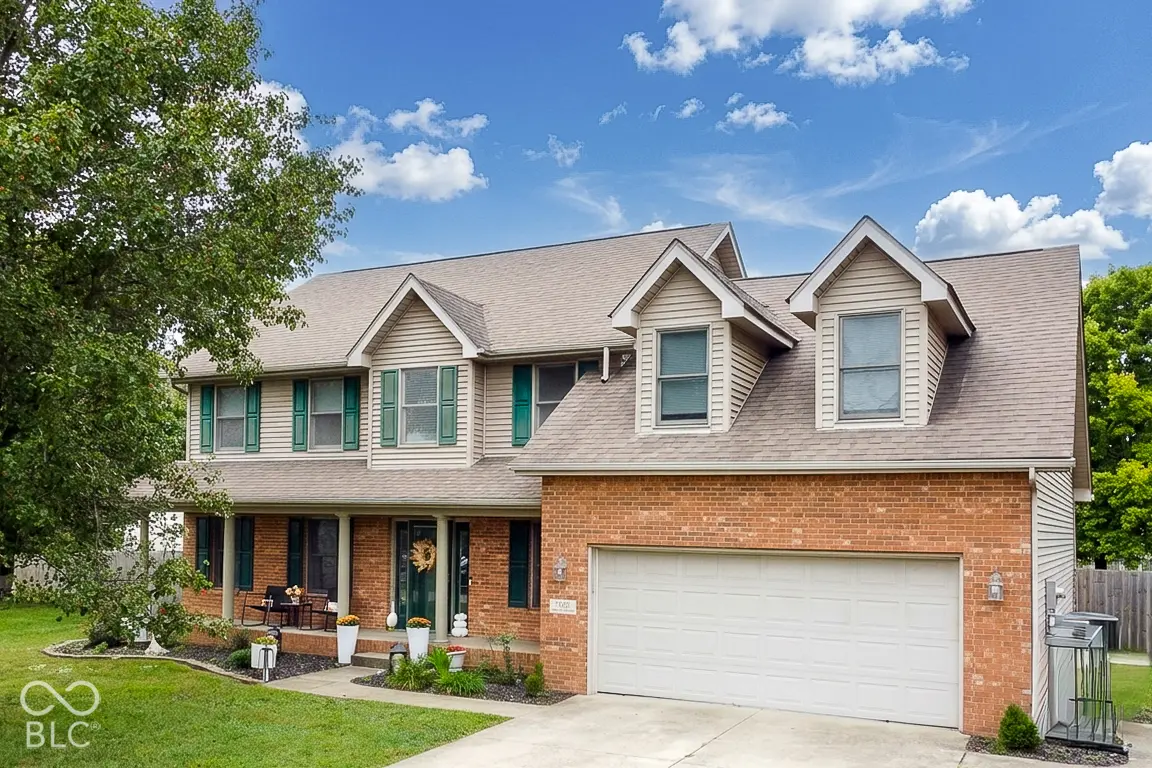 1992 Westminster PL, Columbus, IN 47201