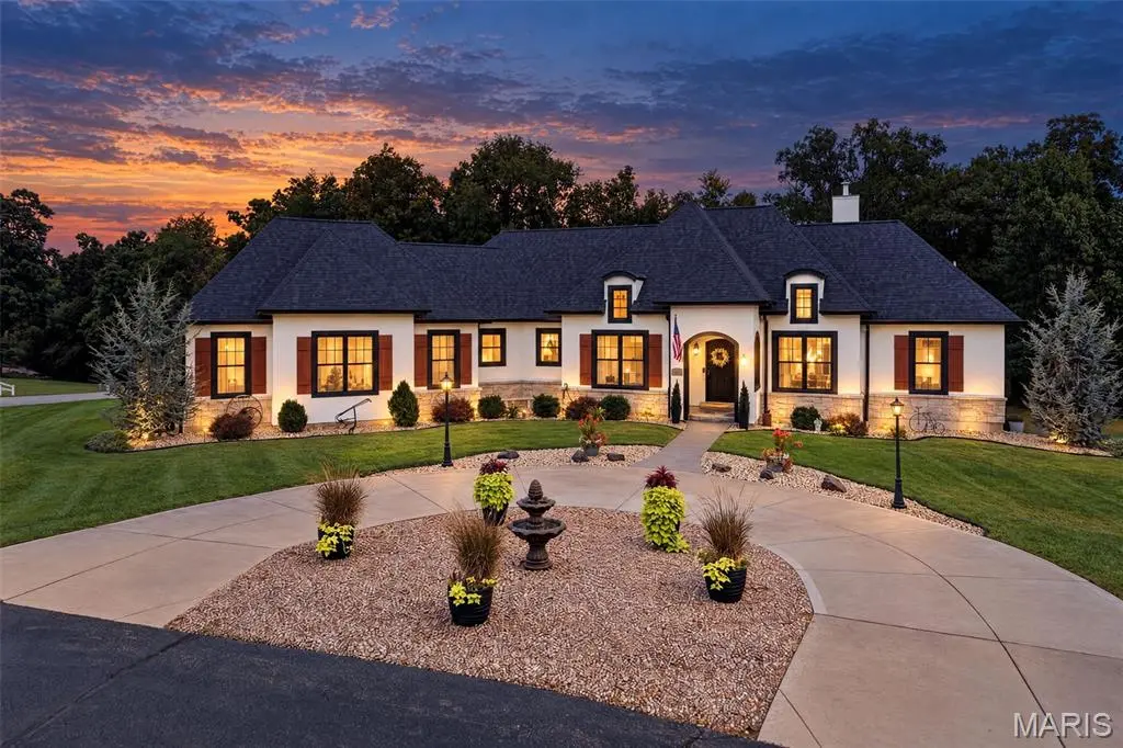 11 Little Lake CT, Unincorporated, MO 63379